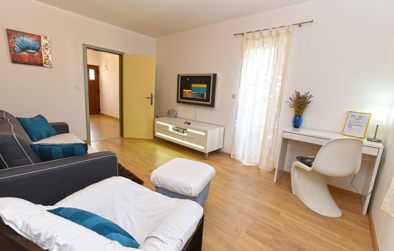 Apartment Monfiorenzo 1551 Rovinj Ngoại thất bức ảnh